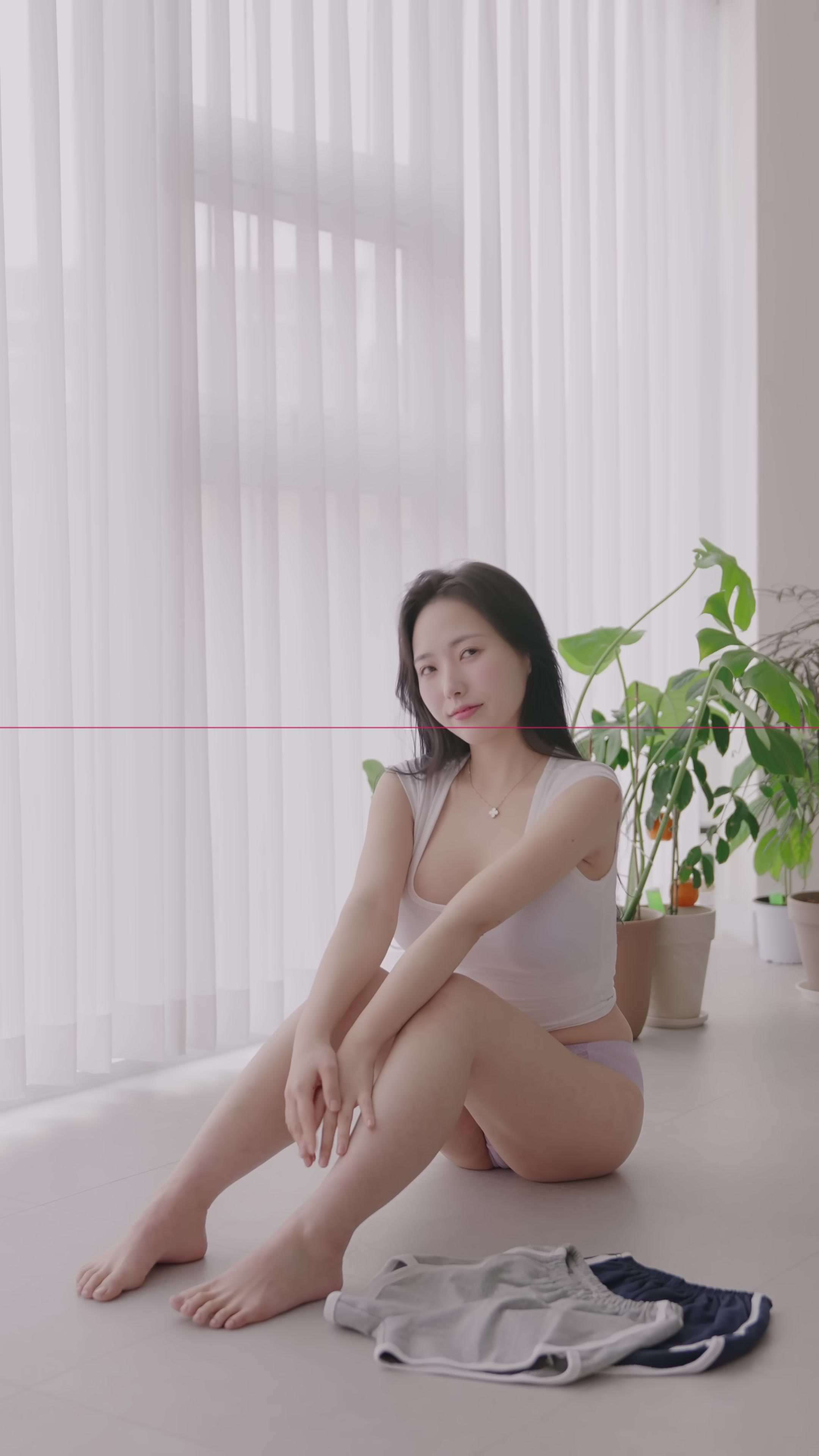 女人全透明内衣与液化气灶高压阀:二者看似无关却暗藏的用途揭秘